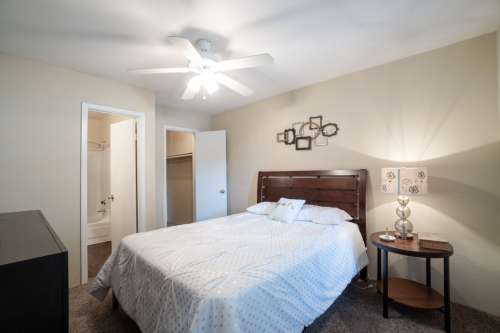 S Bed Clarewood Apartments 27