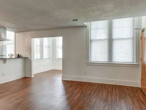 S Bed Broadway Apartments 3