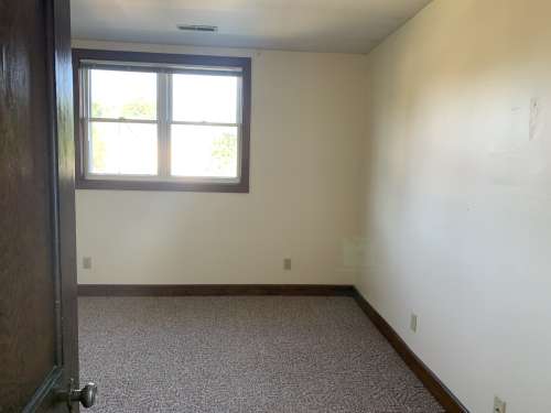 S Bed 410 2nd Ave 6