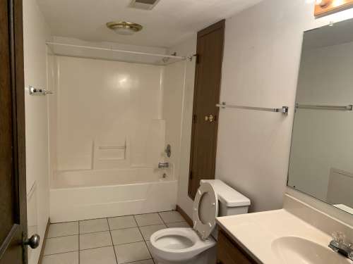 S Bed 410 2nd Ave 11
