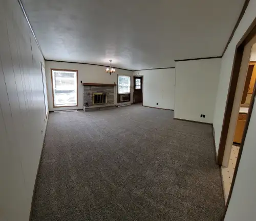 2023-09/UW-WHITEWATER-Apartment-Building-14532462.webp