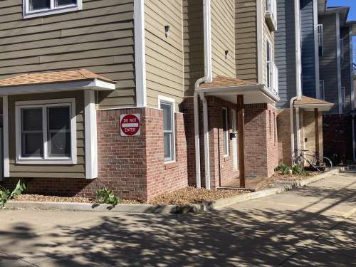 S Bed 13-17 East Stewart Road 1