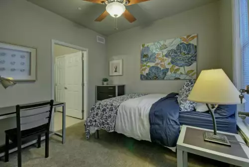 S Bed West Campus Lofts 25