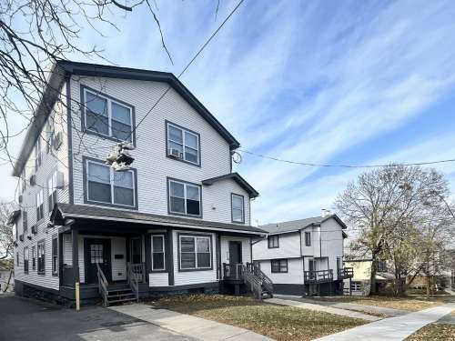 S Bed Victory on Comstock 16