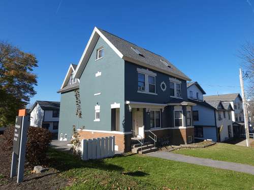 S Bed Victory on Comstock 12