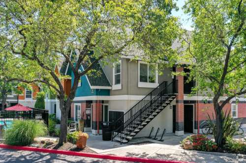 S Bed Oakshade Commons- Davis 22