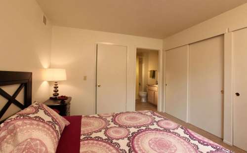 S Bed Aspen Village Apartments 5