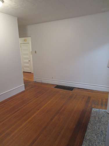 S Bed 5704 Darlington Road 39