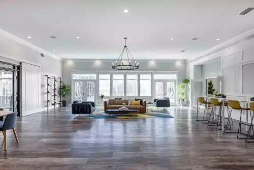 S Bed The Grove at San Marcos 8