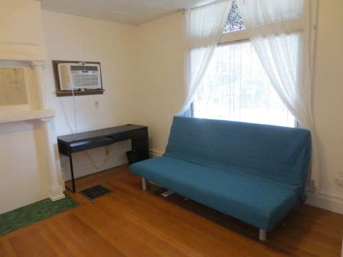 S Bed 5704 Darlington Road 21