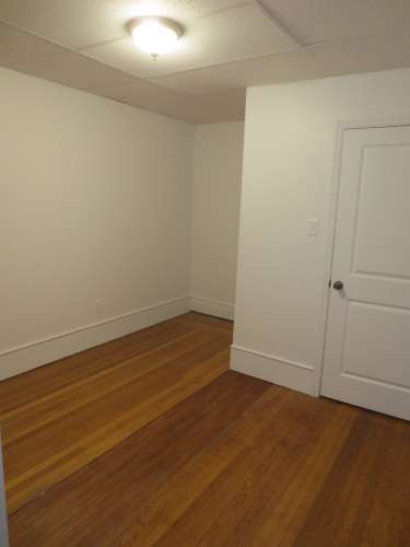 S Bed 5704 Darlington Road 14