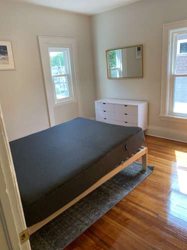 S Bed 9 Month Options Available - All Inclusive Rent!! 33