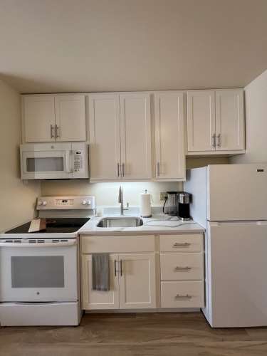 S Bed Courtside Apartments 15