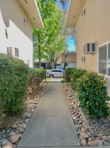 S Bed Gunrock Gardens Apartments 34