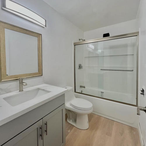 S Bed Gunrock Gardens Apartments 29