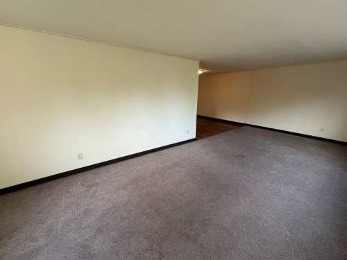 S Bed 241 Langdon 43