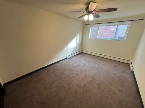 S Bed 241 Langdon 48