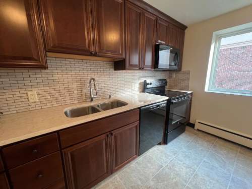 S Bed 241 Langdon 46