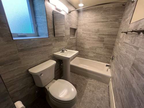 S Bed 241 Langdon 19