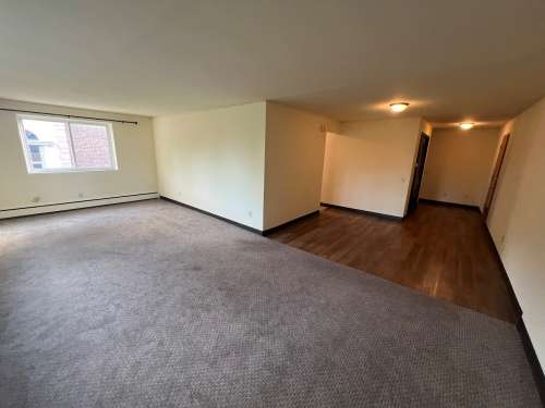 S Bed 241 Langdon 42