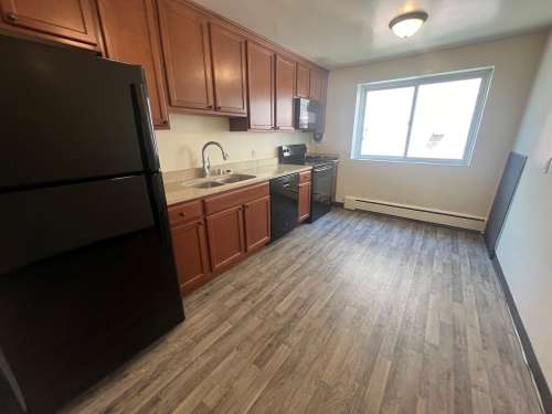 S Bed 241 Langdon 25