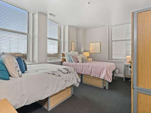 S Bed University Crossings 12