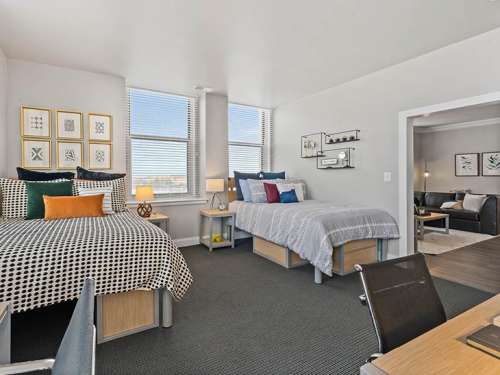 S Bed University Crossings 16