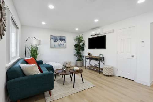 S Bed Gunrock Gardens Apartments 13