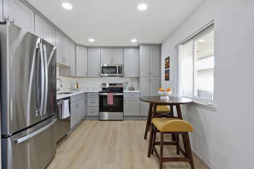 S Bed Gunrock Gardens Apartments 10