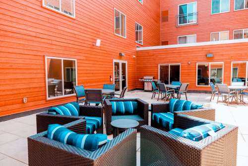 S Bed Park at 1824 Student Apartments 35