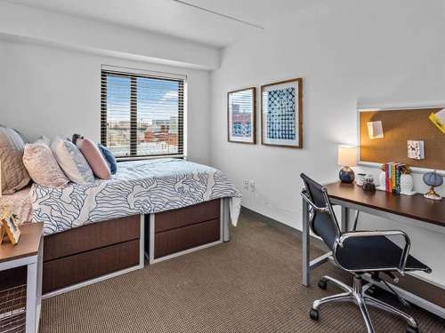S Bed Chestnut Square 18