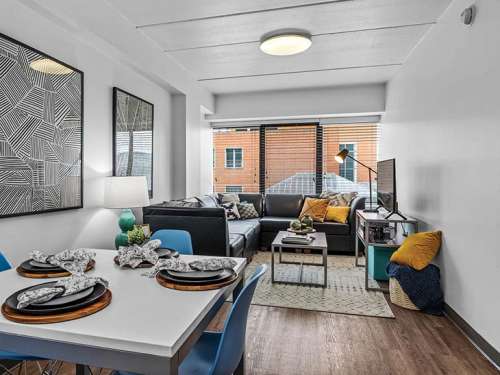 S Bed Chestnut Square 15