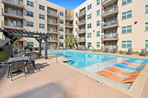 S Bed College Town San Marcos 0