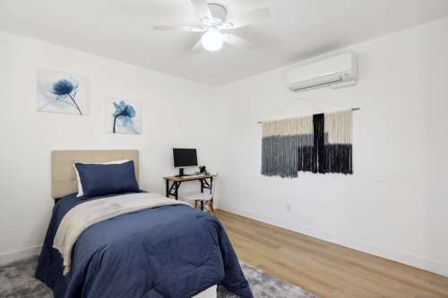 S Bed Gunrock Gardens Apartments 8