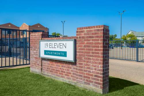 S Bed The Centre and 19Eleven 25