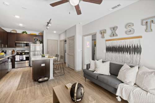 S Bed College Town San Marcos 2