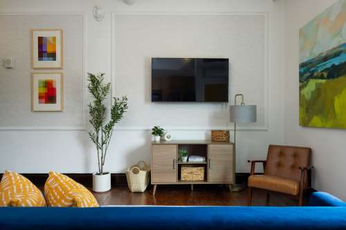 S Bed Fall '26 Semester Leases Available! 719 E Genesee St 14