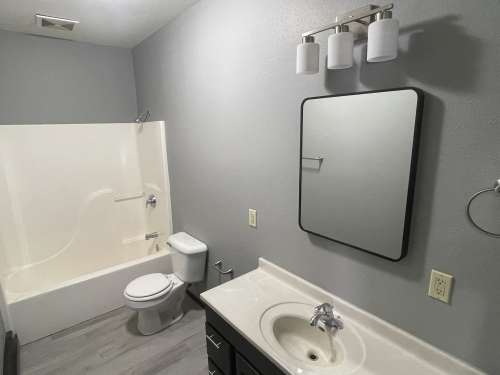S Bed 819 / 819A John Ave 30