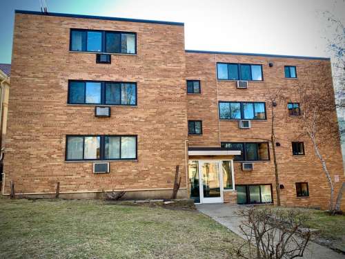 S Bed 241 Langdon 65