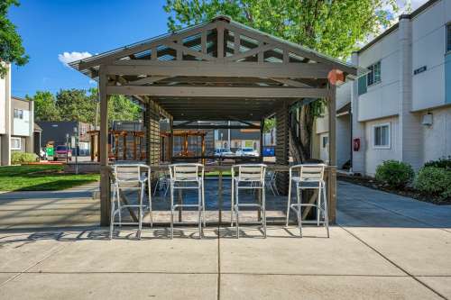 S Bed Iconic Village 11