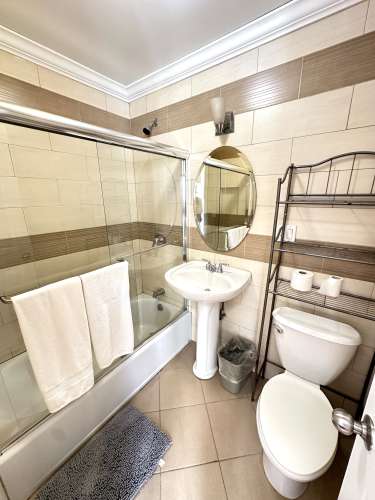 Studio Central Park Apartments - Furnished studio rentals 32