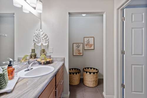 S Bed Tuscany Ranch Apartments 43
