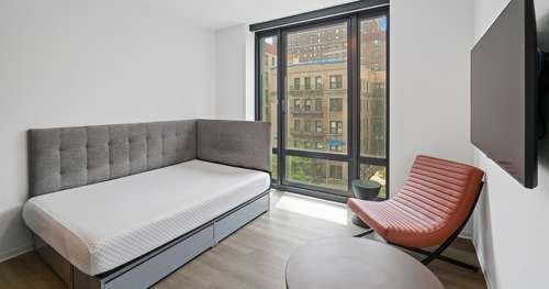 S Bed Monarch Heights Apartments 4