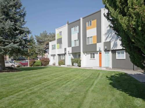 S Bed Iconic Village 9