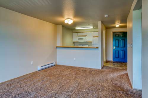 S Bed Pine Ridge Apartments 17