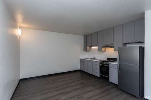 S Bed Iconic Village 22