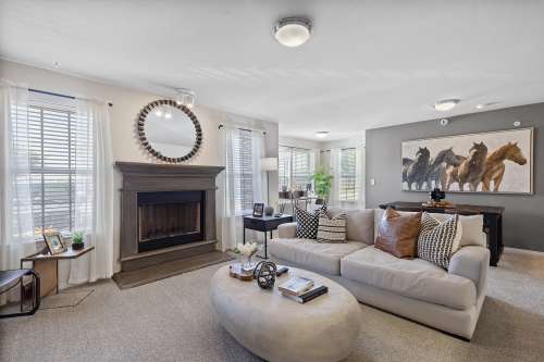 S Bed Tuscany Ranch Apartments 30