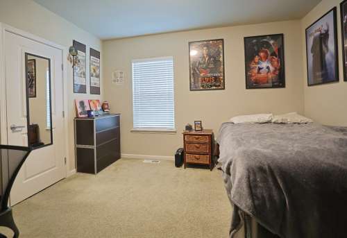S Bed Yugo Pullman Hills 27