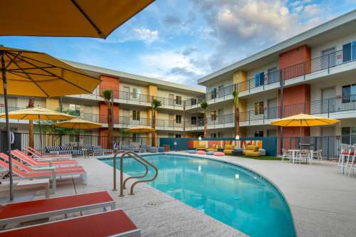 S Bed Cabana Southern Apartments 41