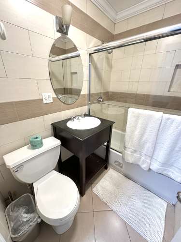 Studio Central Park Apartments - Furnished studio rentals 17